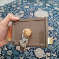 قفل درب حیاط