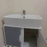 روشویی سالم و نو باشیر