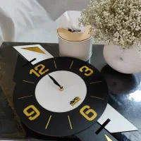 ساعت دیواری