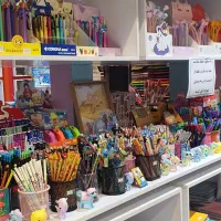 استخدام فوری فروشنده آقا در لوازم تحریر