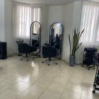 استخدام یک ناخونکارحرفه ای