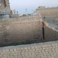 زمین-چهار-دیواری