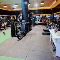 منشی اقا جهت کار در باشگاه