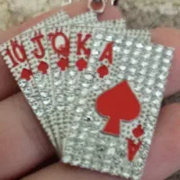 گردنبند با طرح پاستور