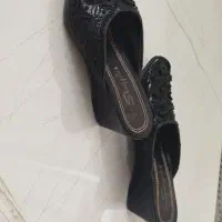 دمپایی رو فرشی