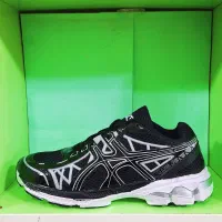 اسیکس|کیف، کفش، کمربند|اردبیل, |دیوار