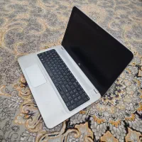 دو عدد لپتاپ