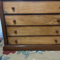 سرویس کامل خواب همراه تشک خیلی تمیز|تخت و سرویس خواب|شاهین‌شهر, فدک|دیوار