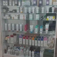 ویترین مغازه جنس ملامینه