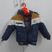 کاپشن و سویشرت و کفش مناسب ۳و ۴ ساله