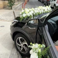 ماشین عروس و دسته گل عروس