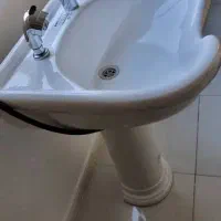 سرشور به همراه شیرآلات