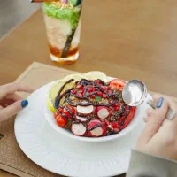 استخدام کارگر در تمام سکشنهای رستوران با مزایا|استخدام خدمات فروشگاه و رستوران|تهران, تجریش|دیوار