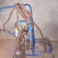 یک دستگاه شیر دوش درحد نو وتمیز ۴ زمانه