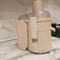 آبمیوه گیری بلک اند دکر