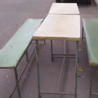 میز و صندلی نیمکت فلزی