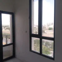 اپارتمان صفر سر دونبش نور عالی ۱۸۰متر