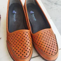 دو جفت کفش زنانه