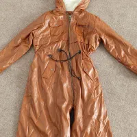 کت چرم|لباس|مریوان, |دیوار