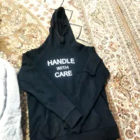 کاپشن|لباس|خرمآباد, |دیوار