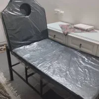 تخت اپیلاسیون و مژه