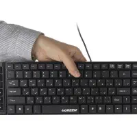 کیبورد خیلی تمیز و سالم چند بار استفاده شده