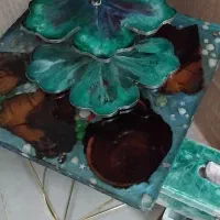 میز رزینی با شیرینی خوری 5 میلیون تخفیف خورده