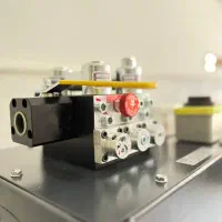 فروش و نصب و سرویس نسل جدیدآسانسور باربع قرن سابقه|خدمات پیشه و مهارت|نوشهر, |دیوار