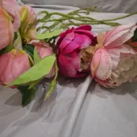 ۶ شاخه گل رز مصنوعی خارجی با کیفیت|گل مصنوعی|کرج, گوهردشت|دیوار