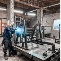 استخدام جوشکار و آهنگر