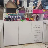 ویترین، کانتر MDF ملامین روکش سفید قیمت مناسب|فروشگاه و مغازه|اصفهان, تخت فولاد|دیوار