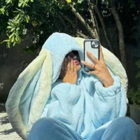 پتو خرگوشی و عروسکی