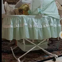 گهواره در حد نو زیاد استفاده نشده