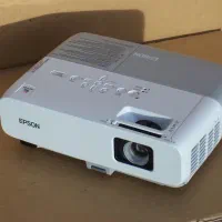 ویدئو دیتا پروژکتور EPSON POWERLITE 84