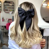 رنگ و لایت تخصصی بانوان با جدیدترین تکنیک ها|خدمات آرایشگری و زیبایی|اصفهان, باغ نگاره|دیوار