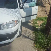 مگان ۲۰۰۰ مدل ۹۱ تمیز و خونگی|خودرو سواری و وانت|اصفهان, خانه اصفهان|دیوار