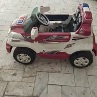 ماشین شارژی دو موتوره کارکرده|اسباب‌‌بازی|قم, انسجام|دیوار