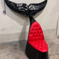 صندلی دم وال (شهر مجسمه)