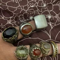 تعدادی انگشتر