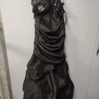 لباس مشکی مجلسی و لباس سفید