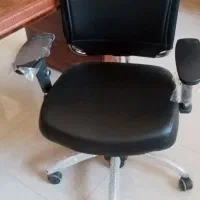 فروش میز وصندلی مدیریت|دفتر کار|قم, آلوچو|دیوار