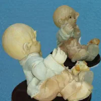 دو عدد مجسمه مفهومی فرانسوی|مجسمه، تندیس، ماکت|تهران, میدان ولیعصر|دیوار