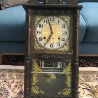ساعت دیواری قدیمی