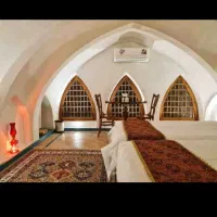 تور گلاب گیری کاشان