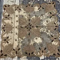 رومیزی سنگدوزی