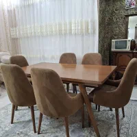 میز ناهارخوری شش نفره