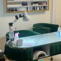اجاره لاین ناخن در سالن زیبایی میدان جهاد|خدمات آرایشگری و زیبایی|رشت, جهاد|دیوار