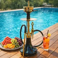 قلیان زن سالن کار