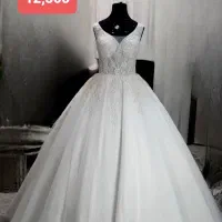 لباس عروس کاملا نو و تن نخورده بعلت جمع آوری مزون|لباس|آستانه اشرفیه, |دیوار