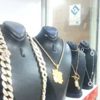 فروش مغازه  در قلب تجاری رشت بازار خیابان شیک